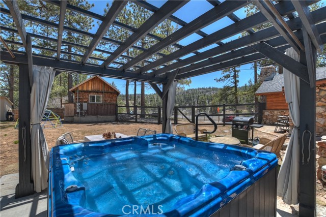 Detail Gallery Image 35 of 59 For 746 Talmadge Rd, Big Bear Lake,  CA 92315 - 3 Beds | 2/1 Baths