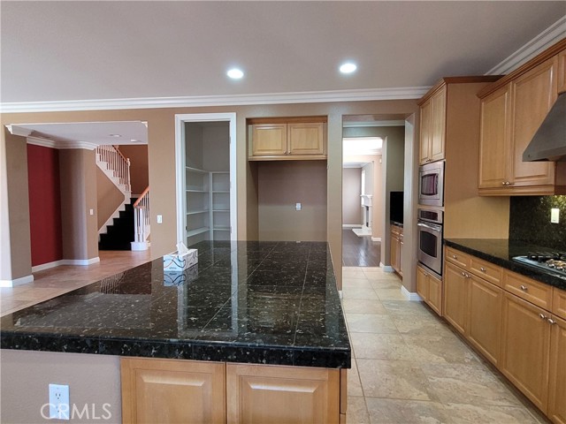 Detail Gallery Image 21 of 61 For 23 Plaza Modena, Lake Elsinore,  CA 92532 - 4 Beds | 3/1 Baths