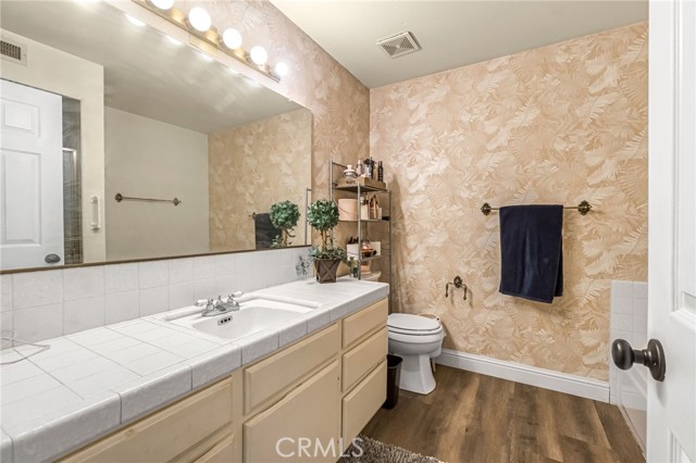 Detail Gallery Image 19 of 25 For 1751 W Santa Ana, Fresno,  CA 93705 - 2 Beds | 2/1 Baths