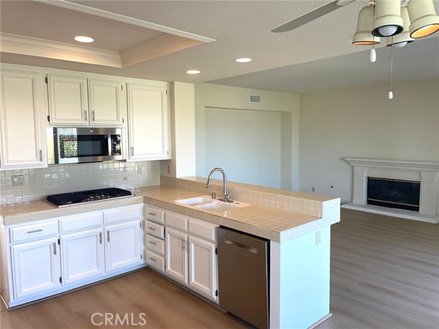 29672 Tamarron, Laguna Niguel CA: https://media.crmls.org/medias/0d4d1ad0-21f5-4b7c-b0e8-1d6799852e28.jpg