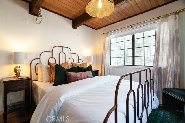 Detail Gallery Image 16 of 36 For 1132 Mount Shasta Rd, Big Bear City,  CA 92314 - 4 Beds | 2 Baths