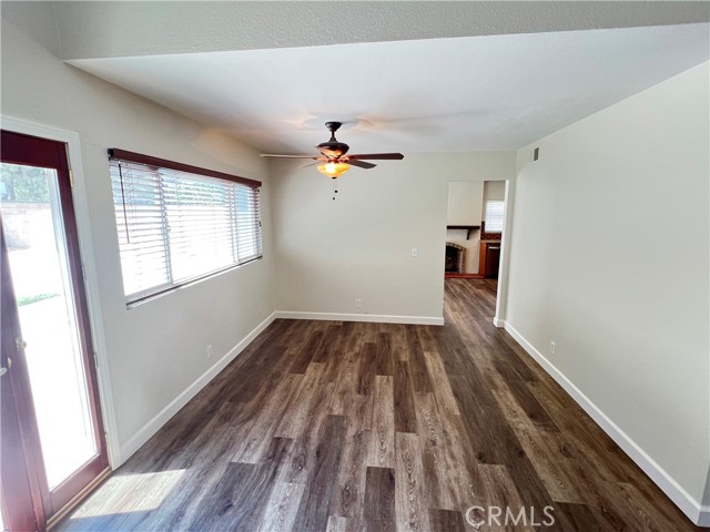 7924 E Woodsboro Avenue, Anaheim CA: https://media.crmls.org/medias/0d4e0a02-6c40-46b2-8a36-ec195632e6df.jpg