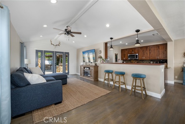 Detail Gallery Image 8 of 72 For 2731 N Rutgers Ave, Long Beach,  CA 90815 - 3 Beds | 2 Baths