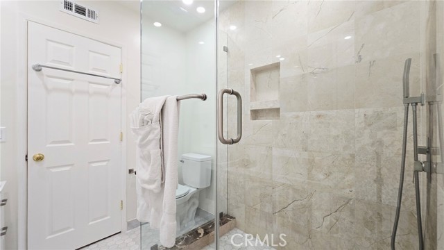 Detail Gallery Image 32 of 50 For 11141 Mcvine Ave, Sunland,  CA 91040 - 4 Beds | 3 Baths