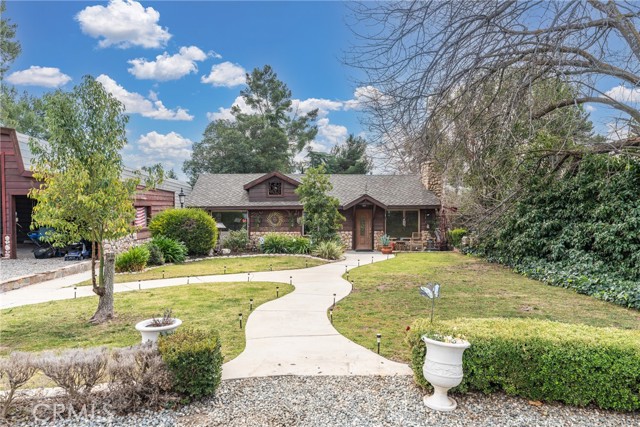 Detail Gallery Image 5 of 52 For 39441 Tokay, Cherry Valley,  CA 92223 - 3 Beds | 2 Baths