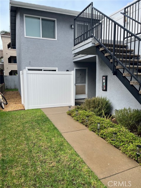 Detail Gallery Image 11 of 14 For 16941 Sims #B Ln #B,  Huntington Beach,  CA 92649 - 2 Beds | 1 Baths