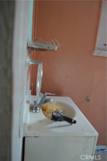 Detail Gallery Image 53 of 60 For 12263 Mountain Rd, Pinon Hills,  CA 92372 - 3 Beds | 2 Baths