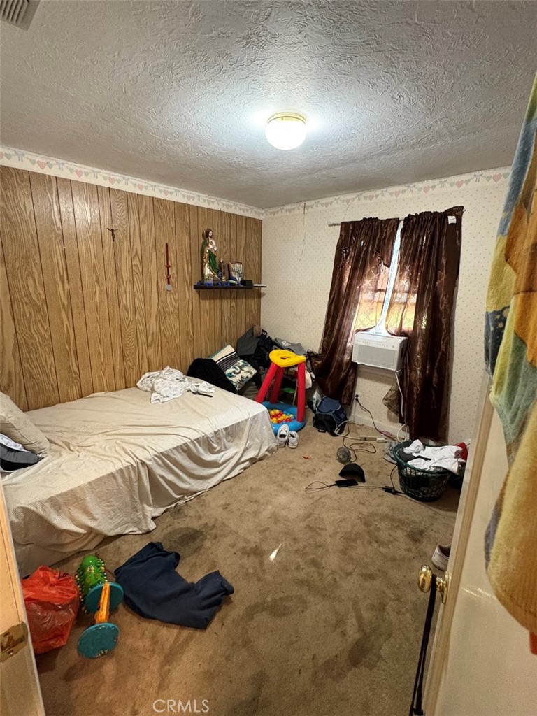 https://media.crmls.org/medias/0d5221ff-9ff9-4091-8d3d-1cfd7dd70309.jpg?preset=X-Large