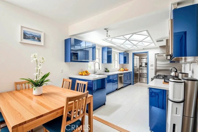 15354 Leadwell Street, Van Nuys CA: https://media.crmls.org/medias/0d537cfc-9d9c-46dc-a270-c55467a29c0b.jpg