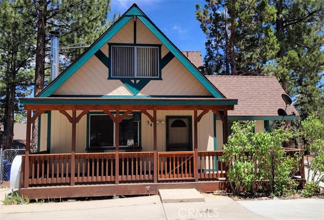 Detail Gallery Image 4 of 36 For 344 Downey Dr, Big Bear City,  CA 92314 - 4 Beds | 2/1 Baths