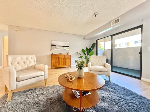 Detail Gallery Image 4 of 46 For 4142 E Mendez St #132,  Long Beach,  CA 90815 - 2 Beds | 2 Baths