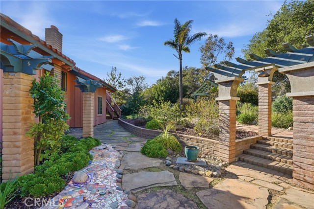 Image 39 of 44 For 1251 Mesa Oaks