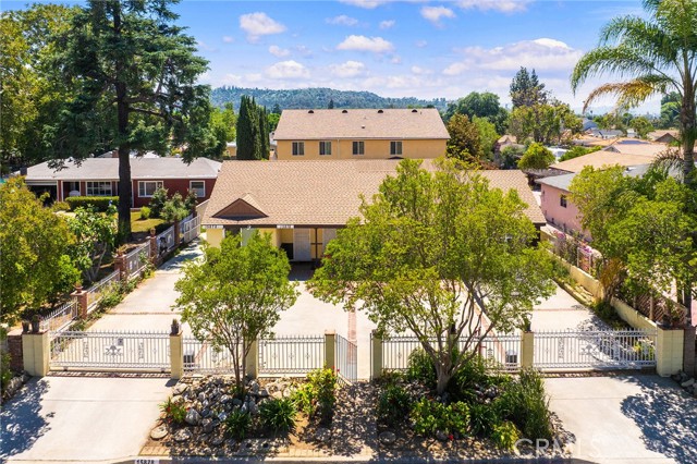 15874 Meadowside Street, La Puente CA: https://media.crmls.org/medias/0d55bd83-fc24-4f69-bb6e-cff3e68e8eb4.jpg