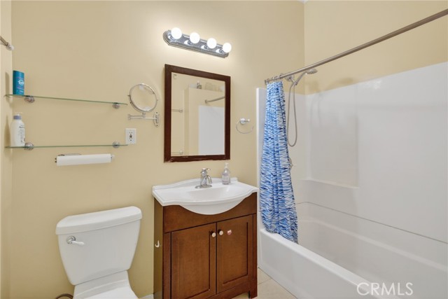 Detail Gallery Image 17 of 31 For 10353 Oro Vista, Sunland,  CA 91040 - 2 Beds | 2 Baths