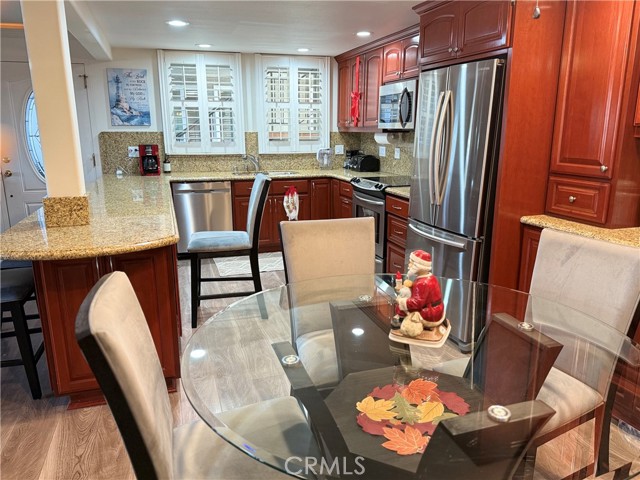 Detail Gallery Image 10 of 31 For 1860 Mckinney Wy M15-21a, Seal Beach,  CA 90740 - 2 Beds | 2 Baths