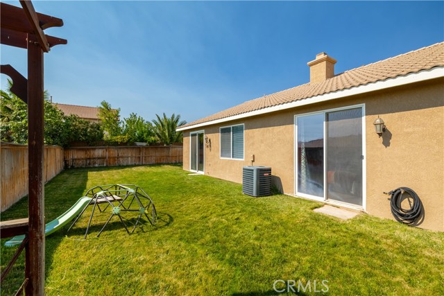 8421 Long View Avenue, Hesperia CA: https://media.crmls.org/medias/0d567c17-19bd-411b-8095-a0bb861eeb4a.jpg