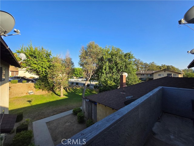 1733 E Natalie Avenue, West Covina CA: https://media.crmls.org/medias/0d57da3e-816e-45b0-84ef-c9f036d3da22.jpg