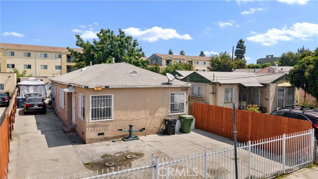 2227 E 112th Street, Los Angeles CA: https://media.crmls.org/medias/0d58aebb-4ec2-49d5-a9b5-bd106b182cc7.jpg