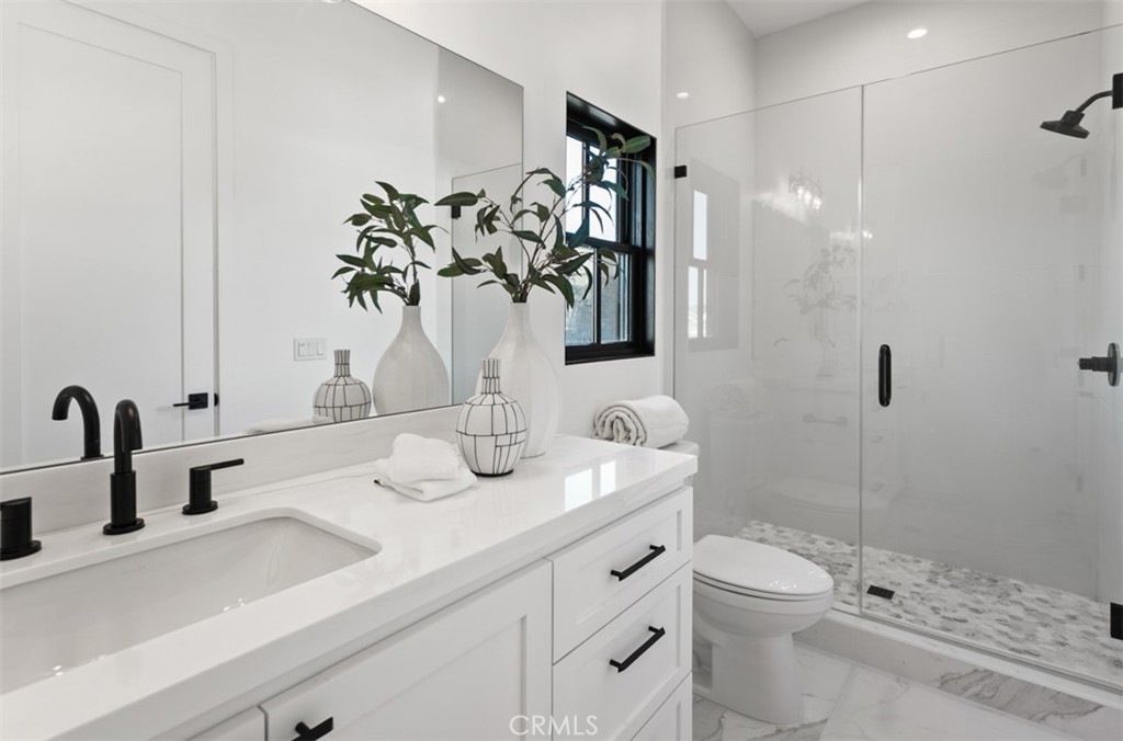 MLS #OC25257066 image #23