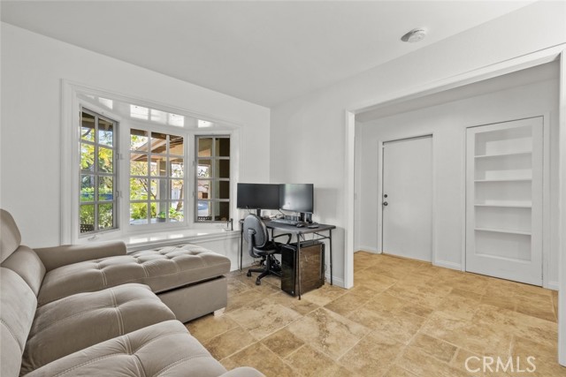Detail Gallery Image 7 of 35 For 13247 Mission Tierra Way, Granada Hills,  CA 91344 - 4 Beds | 2 Baths