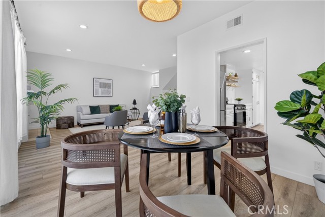 Detail Gallery Image 15 of 47 For 5534 Las Virgenes #119,  Calabasas,  CA 91302 - 3 Beds | 2/1 Baths