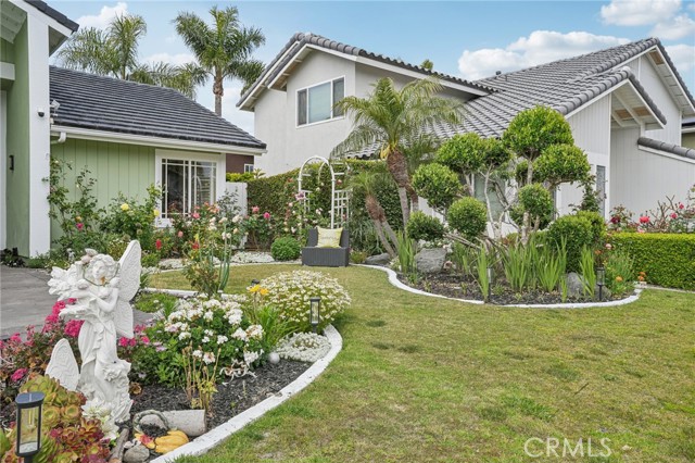 Detail Gallery Image 4 of 40 For 17675 Rainglen, Huntington Beach,  CA 92649 - 3 Beds | 2/1 Baths