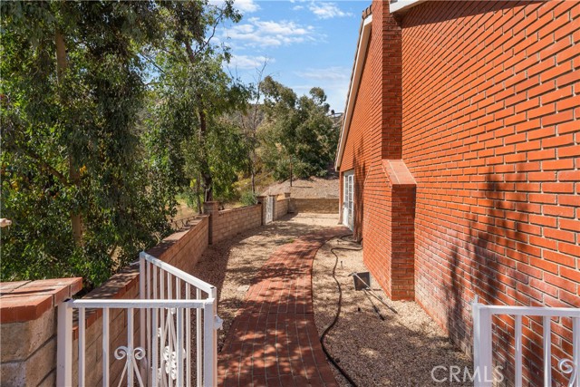 Detail Gallery Image 42 of 54 For 9295 Lofty Lane, Cherry Valley,  CA 92223 - 5 Beds | 5/1 Baths