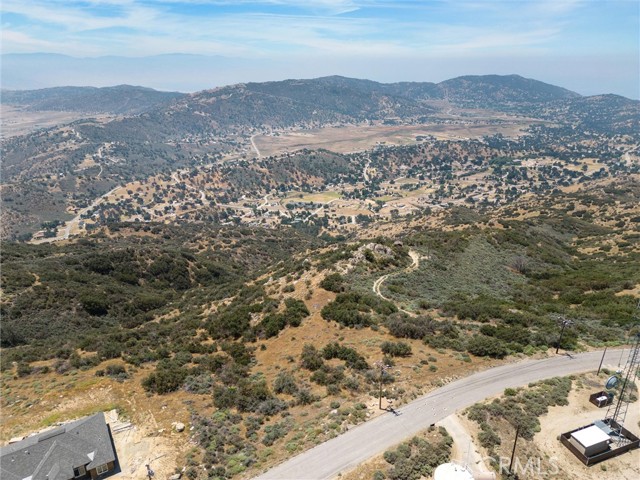 Detail Gallery Image 3 of 9 For 23821 El Rancho Dr, Tehachapi,  CA 93561 - – Beds | – Baths