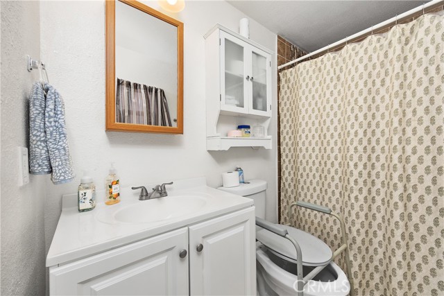 26095 Fairlane Drive, Menifee CA: https://media.crmls.org/medias/0d5adb8d-da26-4884-9528-20a00b9f8b2a.jpg