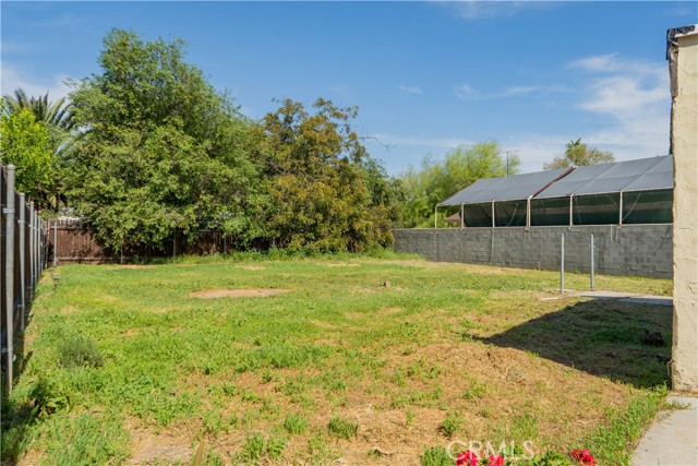 Detail Gallery Image 8 of 9 For 4831 Jurupa, Riverside,  CA 92504 - 2 Beds | 1 Baths