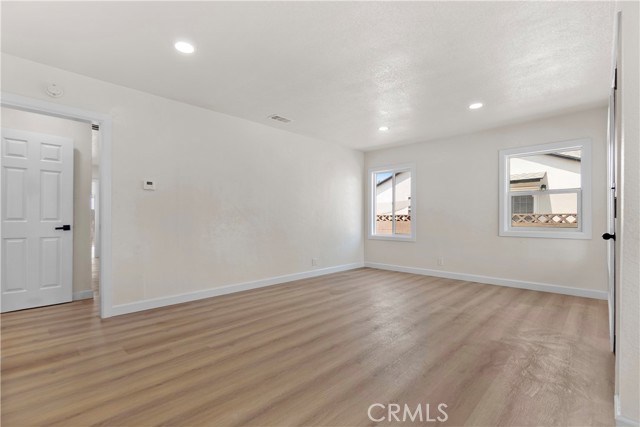 15227 Graystone Avenue, Norwalk CA: https://media.crmls.org/medias/0d5c3652-f1ce-4149-b96c-a8548de23057.jpg