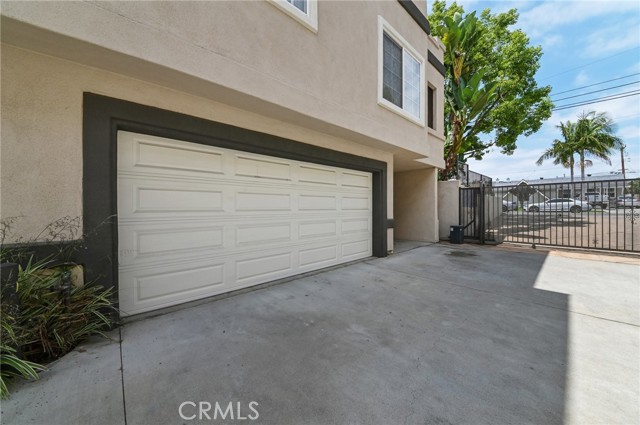 Detail Gallery Image 40 of 48 For 11510 215th St #1,  Lakewood,  CA 90715 - 3 Beds | 3 Baths