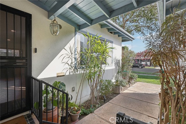 Detail Gallery Image 3 of 25 For 2649 Radnor Ave, Long Beach,  CA 90815 - 3 Beds | 2 Baths