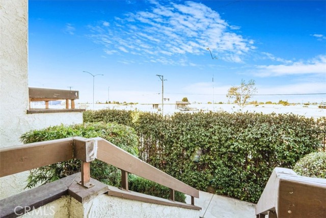 Detail Gallery Image 19 of 22 For 866 W Alondra Bld, Compton,  CA 90220 - 3 Beds | 2/1 Baths