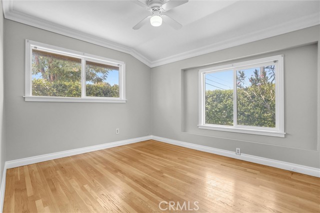 7836 Hanna Avenue, Canoga Park CA: https://media.crmls.org/medias/0d5e2e4e-ff67-4fc8-b1e5-66094cc6423a.jpg