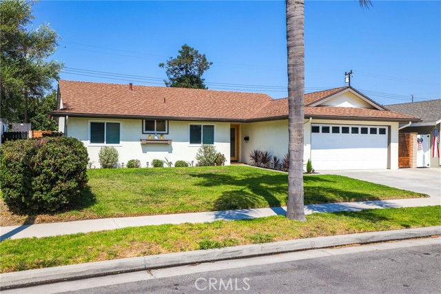 20071 Moontide Circle, Huntington Beach CA: https://media.crmls.org/medias/0d5e7f3a-41f3-4b42-8f0a-566c5e68bc9d.jpg