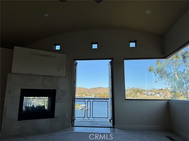 Detail Gallery Image 15 of 16 For 22322 Whirlaway Ct, Canyon Lake,  CA 92587 - 4 Beds | 4/2 Baths