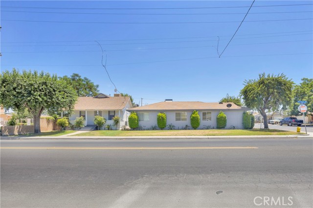 135 S Alfred Street, Coalinga CA: https://media.crmls.org/medias/0d61b55b-fba6-4449-aabe-294cdcff9d16.jpg