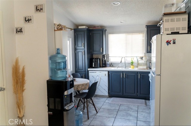 Detail Gallery Image 33 of 34 For 1410 E 6th St #30,  Corona,  CA 92879 - 3 Beds | 2 Baths