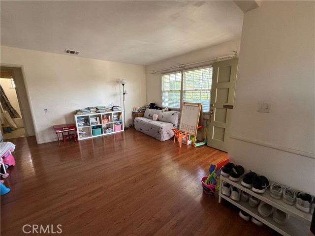 Detail Gallery Image 5 of 19 For 2277 Cogswell Rd, El Monte,  CA 91732 - 3 Beds | 2 Baths