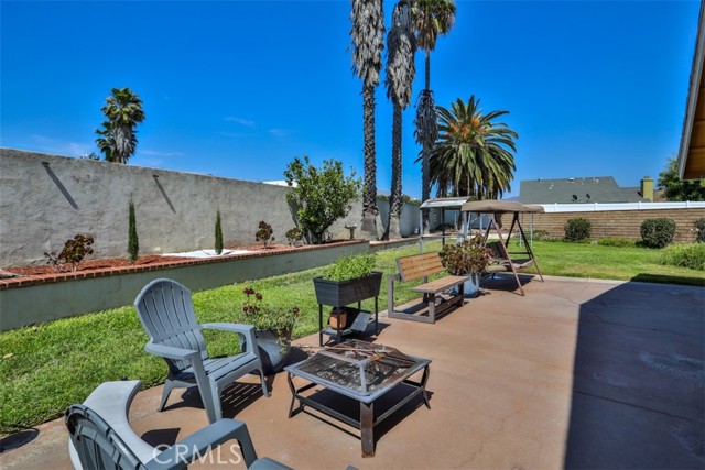 3012 Homer Circle, Jurupa Valley CA: https://media.crmls.org/medias/0d625c11-ad44-46a9-8196-e807d30368cf.jpg