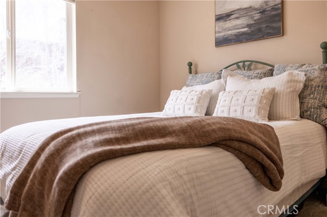 337 Pine Lane, Big Bear City CA: https://media.crmls.org/medias/0d62859a-d3c1-42b5-96ff-832f0503cc0a.jpg