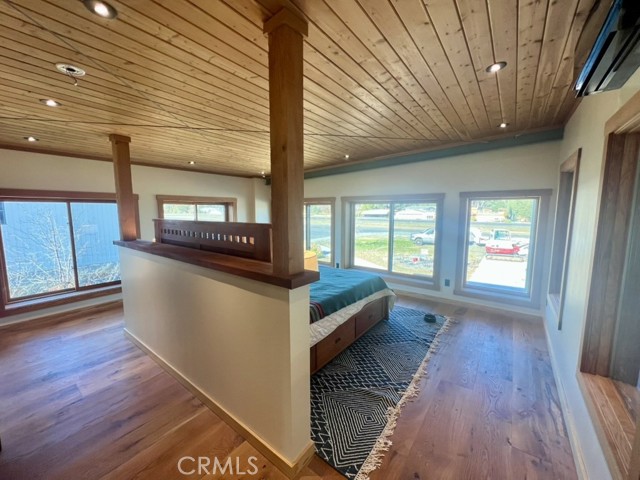 Image 18 of 28 For 20820 Elderberry Way