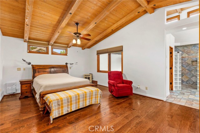 43991 John Warner Road, Temecula CA: https://media.crmls.org/medias/0d63b6e9-05d5-44b8-9aa5-d4a672fe0e0d.jpg