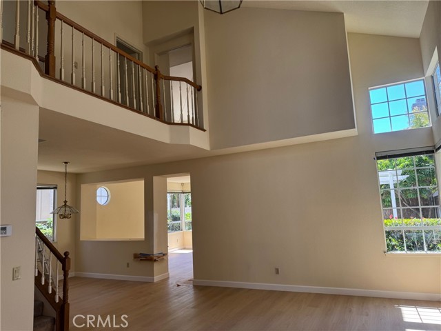 8 Bormes, Irvine CA: https://media.crmls.org/medias/0d64275a-9ff3-4481-b905-b8548760260e.jpg