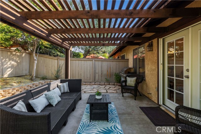 Detail Gallery Image 25 of 41 For 25610 Palma Alta Dr, Valencia,  CA 91355 - 3 Beds | 2 Baths