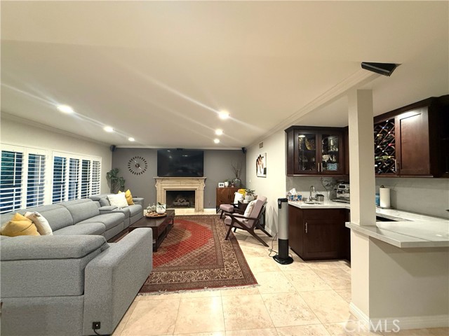 Detail Gallery Image 9 of 22 For 548 Sycamore Ave, Fullerton,  CA 92831 - 4 Beds | 3 Baths