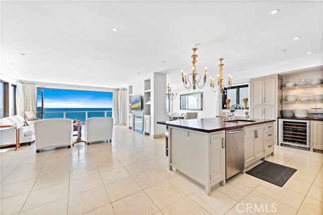 0d653cb1 61e5 43e1 B62f 774a12b70834