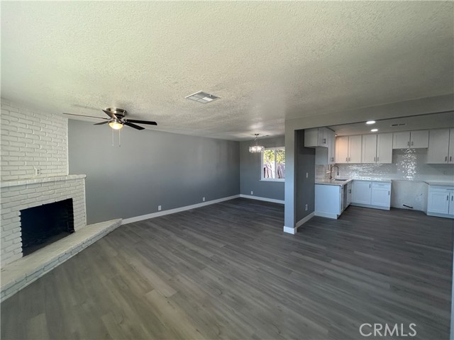 Detail Gallery Image 3 of 19 For 949 B St, Yuba City,  CA 95991 - 3 Beds | 2 Baths