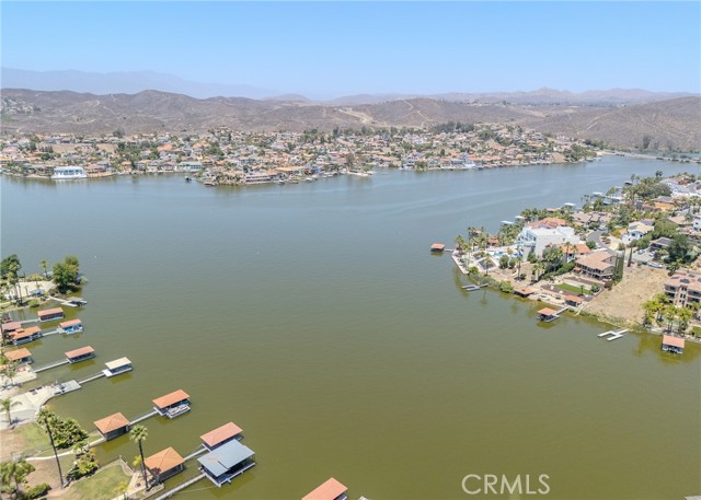 29698 Vacation Drive, Canyon Lake CA: https://media.crmls.org/medias/0d6614a5-1564-48bf-af65-f1a3cad4afea.jpg